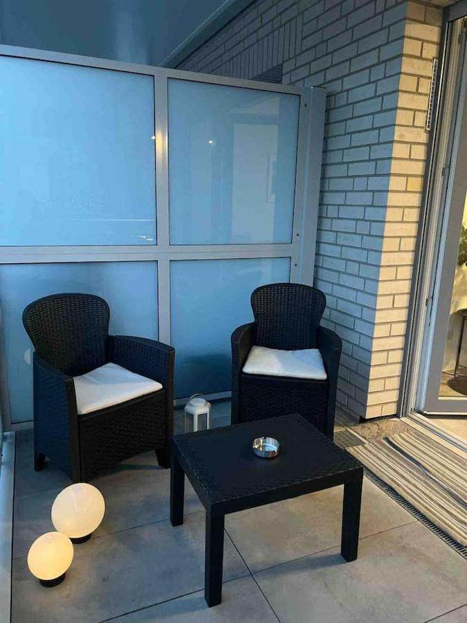 Luxurioeses Apartment,Neubau, 4 Personen, Parkplatz, Griechischer Stil Bochum Buitenkant foto