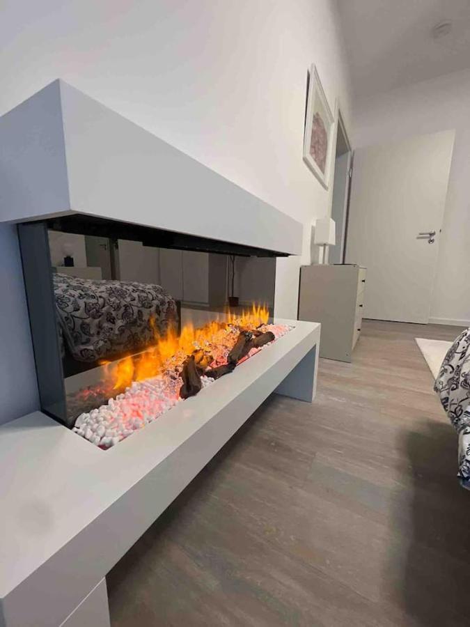 Luxurioeses Apartment,Neubau, 4 Personen, Parkplatz, Griechischer Stil Bochum Buitenkant foto